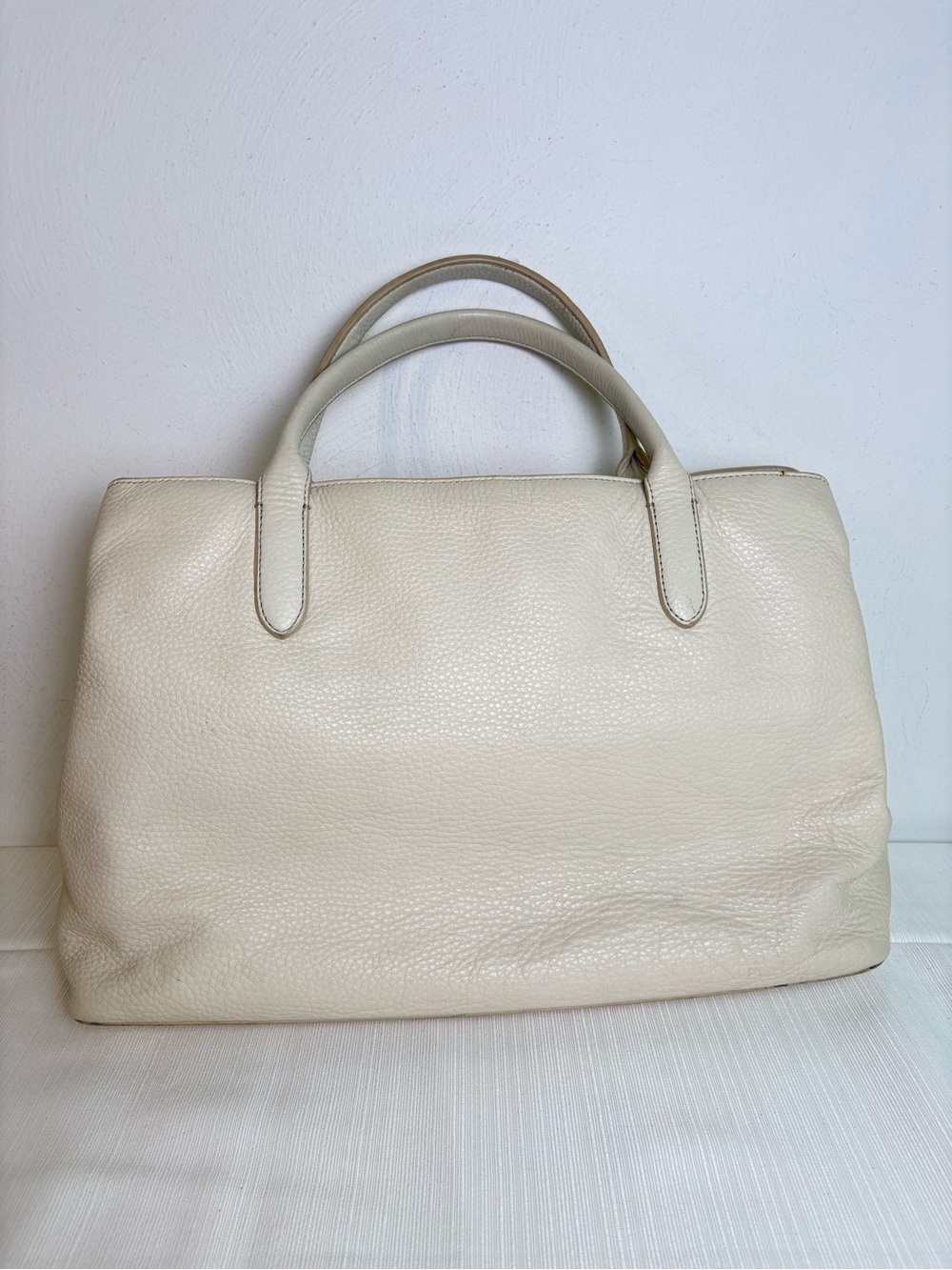 Mark & Graham Caroline Large Pebbled Leather Tote Purse Bag - Picture 4 of 15
